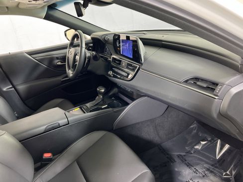 Used 2025 Lexus ES 350 w/ Premium Package FWD image 28