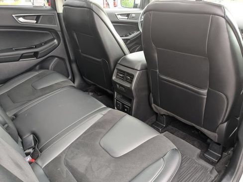 Used 2018 Ford Edge Sport w/ Equipment Group 401A AWD/4WD image 16