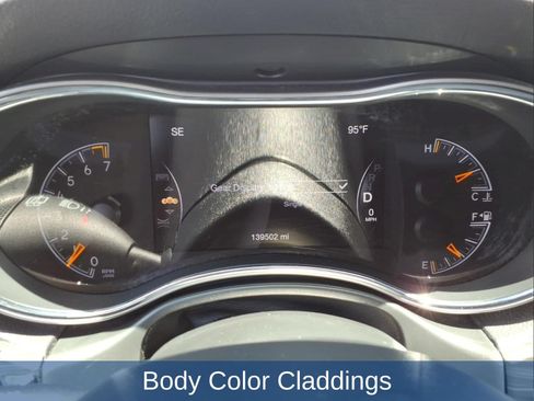 Used 2020 Jeep Grand Cherokee Altitude RWD image 27