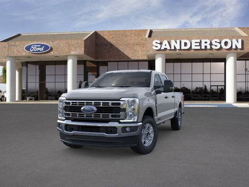 New 2026 Ford F250 XLT image 3