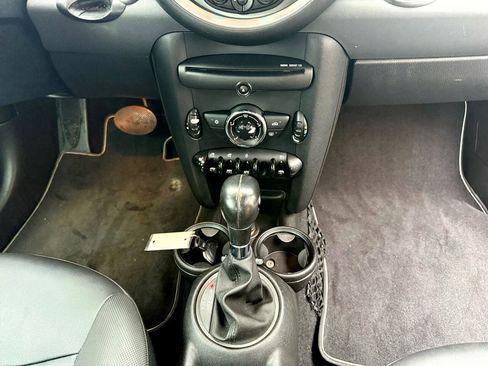 Used 2011 MINI Cooper Convertible image 22