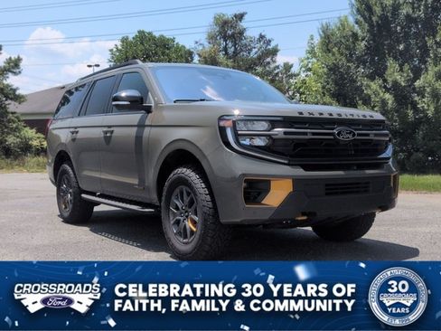Certified 2025 Ford Expedition Tremor AWD/4WD image 1