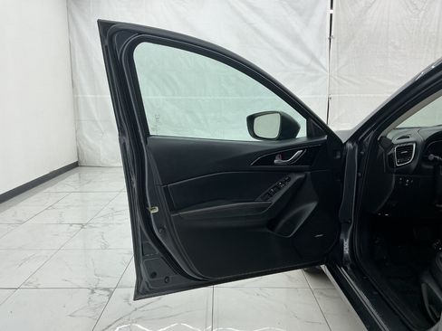 Used 2014 MAZDA MAZDA3 s Touring FWD image 18