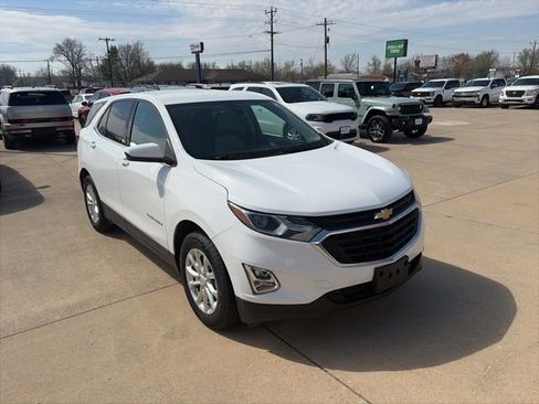 Used 2020 Chevrolet Equinox LT image 8
