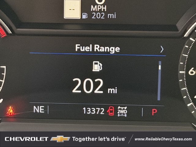 Used 2025 Cadillac XT5 Premium Luxury w/ LPO, Floor Liner Package AWD/4WD image 19