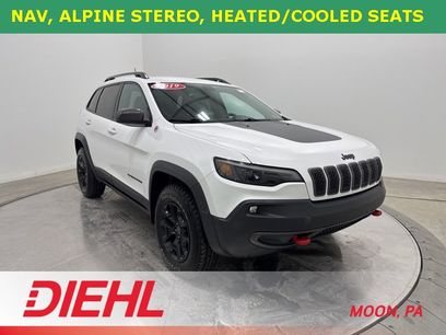 Used 2019 Jeep Cherokee Trailhawk