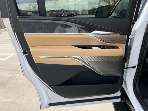 Certified 2025 Cadillac Escalade IQ Sport 2 image 18