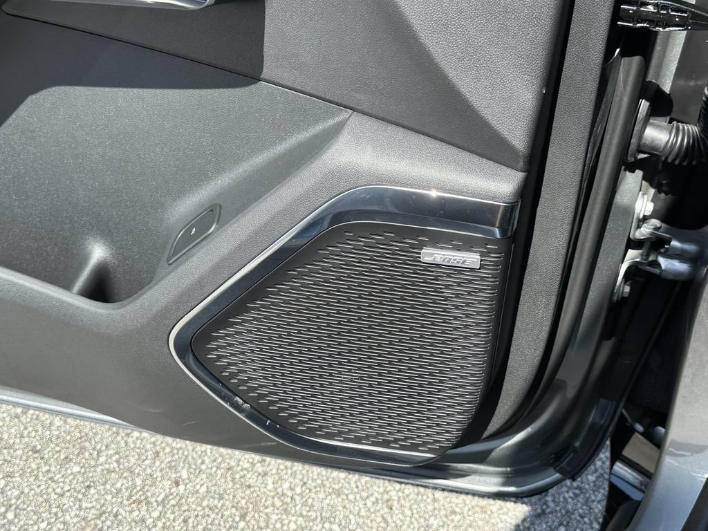 New 2026 Chevrolet Traverse RS FWD image 24
