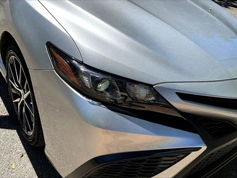 Used 2023 Toyota Camry SE image 33