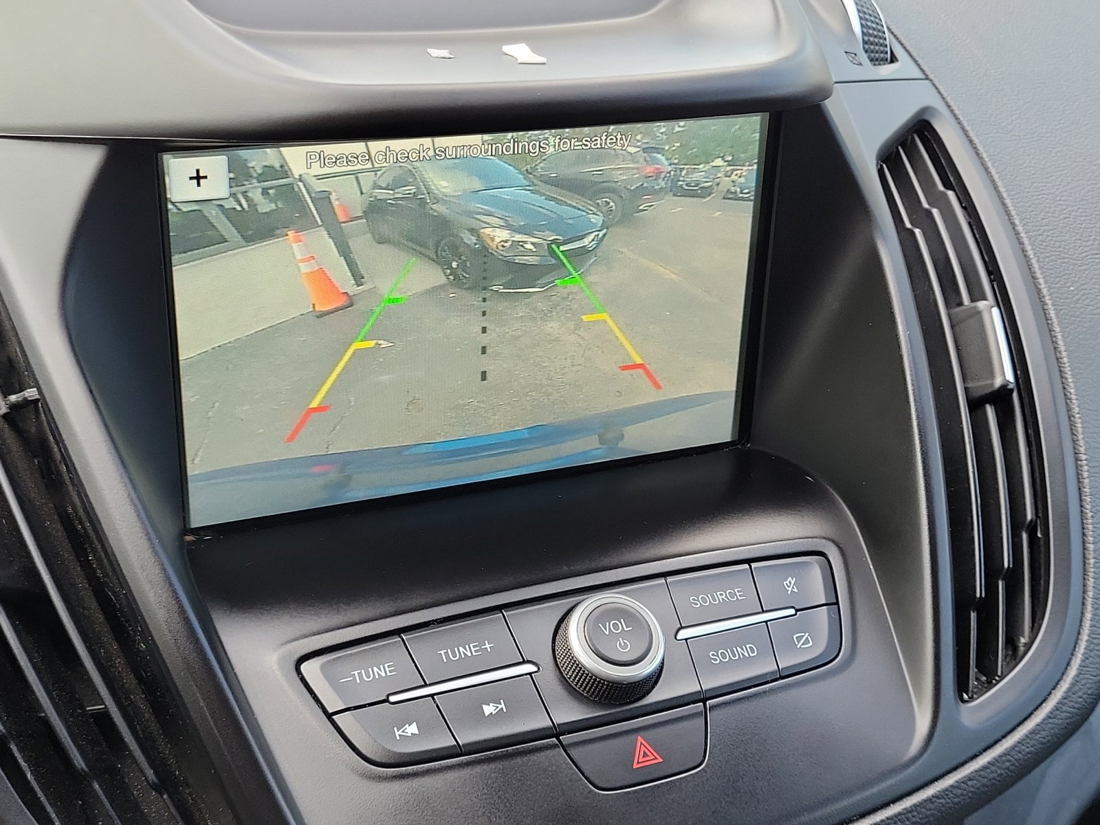 Used 2019 Ford Escape SE AWD/4WD image 19
