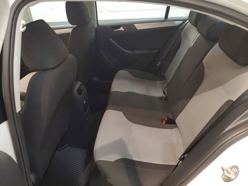 Used 2017 Volkswagen Jetta S image 26