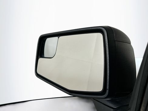 Used 2024 GMC Sierra 1500 Elevation image 16