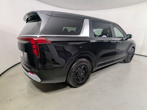 New 2026 Kia Carnival image 7