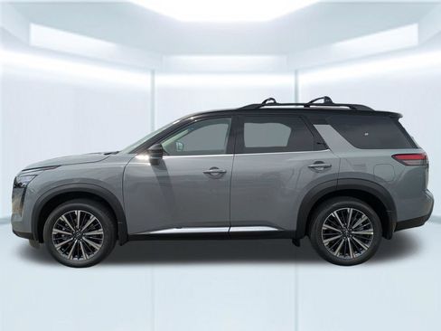 New 2026 Nissan Pathfinder Platinum w/ Cargo Package FWD image 2