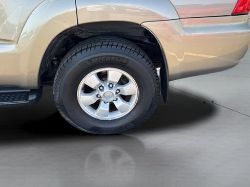 Used 2008 Toyota 4Runner SR5 RWD image 37