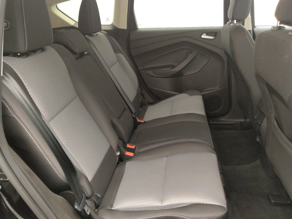 Used 2018 Ford Escape SE w/ Ford Safe & Smart Package AWD/4WD image 19