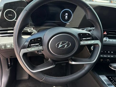 Certified 2023 Hyundai Elantra Limited w/ Cargo Package FWD image 10