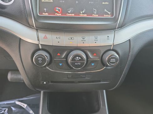 Used 2018 Dodge Journey GT image 23