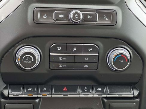 Used 2024 Chevrolet Silverado 1500 W/T w/ WT Value Package image 6