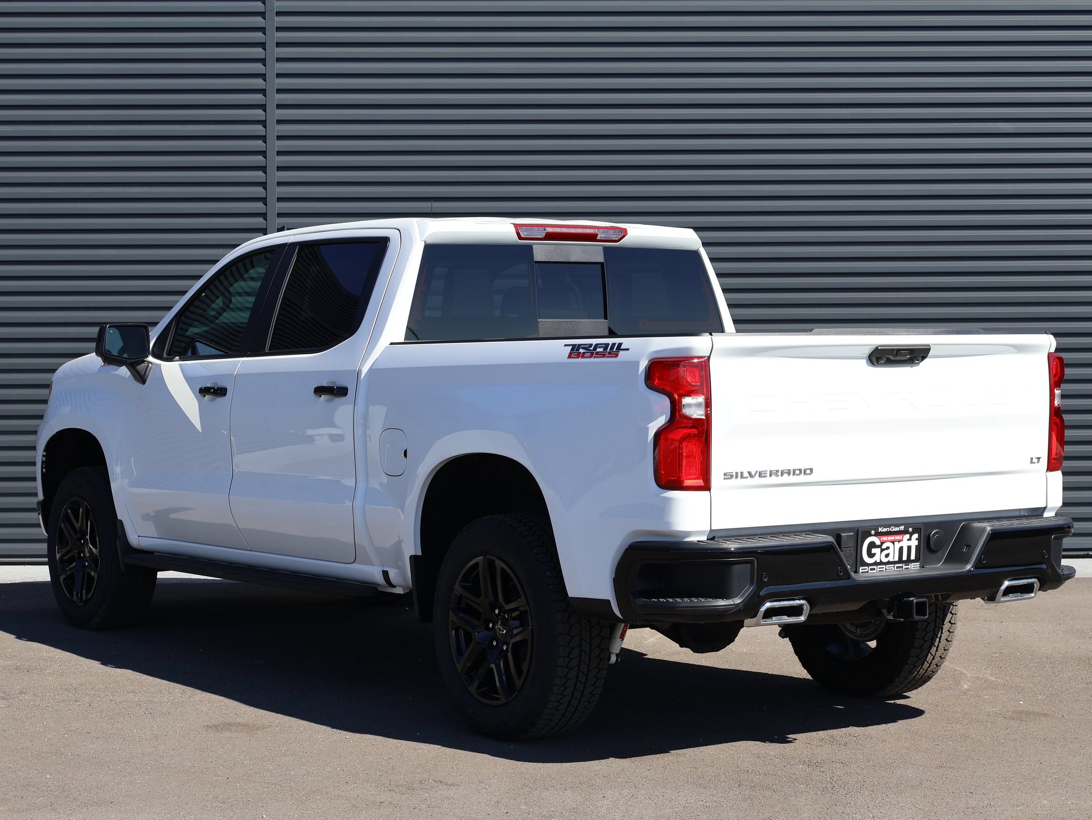 Used 2026 Chevrolet Silverado 1500 LT Trail Boss w/ LT Trail Boss Premium Package AWD/4WD image 7