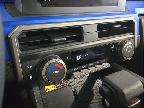 Used 2026 Toyota 4Runner TRD Off-Road AWD/4WD image 19