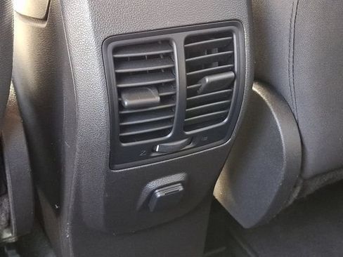 Used 2017 Ford Escape SE AWD/4WD image 20