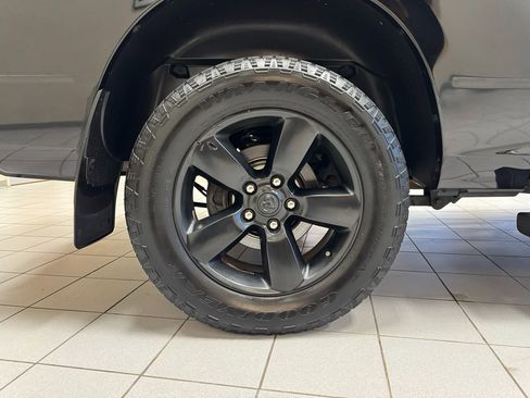 Used 2015 RAM 1500 Express image 64