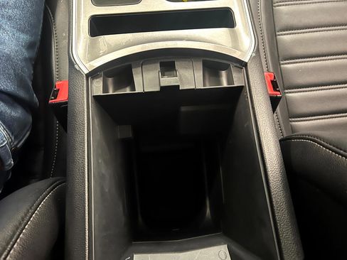 Used 2024 Ford Edge SEL image 52