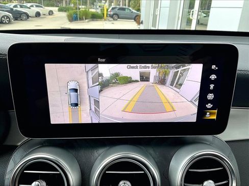 Used 2023 Mercedes-Benz GLC 300 4MATIC Coupe image 23