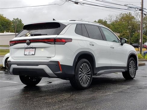 New 2025 Volkswagen Tiguan S image 3