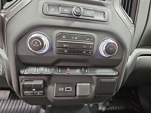 New 2025 GMC Sierra 3500 Pro image 17