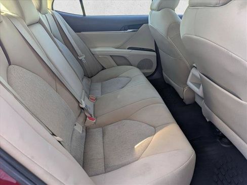Used 2019 Toyota Camry LE FWD image 23