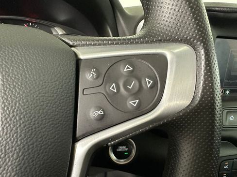 Used 2022 GMC Terrain SLE FWD image 17