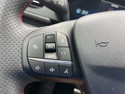 Certified 2023 Ford Escape ST-Line Elite w/ Premium Technology Package AWD/4WD image 31