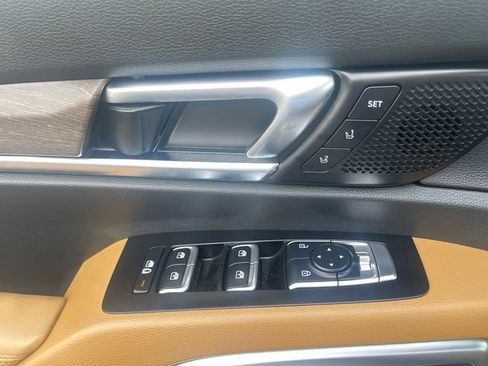 Used 2022 Kia Telluride SX image 19