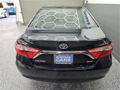 Used 2015 Toyota Camry XLE FWD image 4