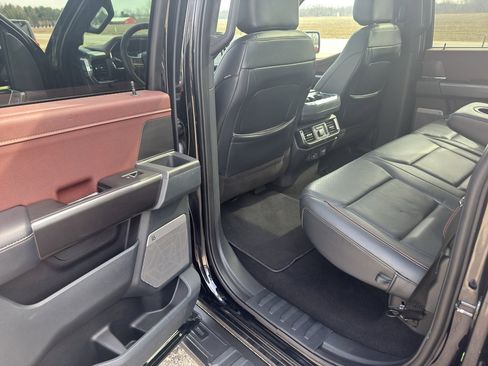 Used 2021 Ford F150 Lariat w/ Equipment Group 502A High image 35