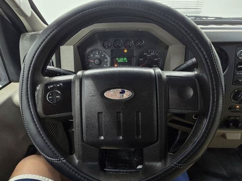 Used 2010 Ford F250 XL AWD/4WD image 22