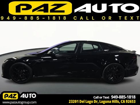 Used 2022 Tesla Model S Plaid image 8