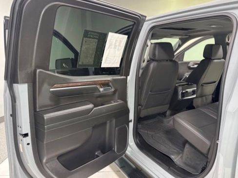 Used 2024 GMC Sierra 1500 Elevation w/ Elevation Premium Package AWD/4WD image 26