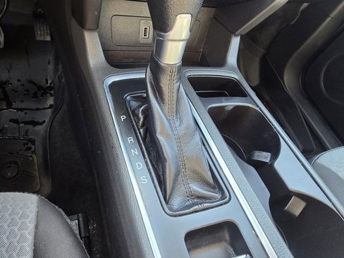 Used 2017 Ford Escape SE image 24