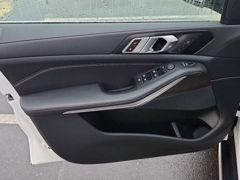 Certified 2024 BMW X5 xDrive40i w/ Parking Assistance Package image 12