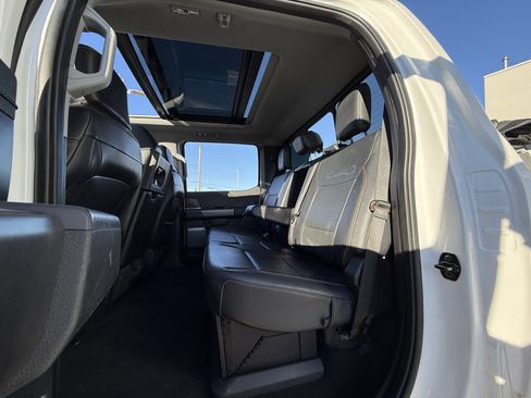 Used 2023 Ford F250 Lariat w/ Sport Appearance Package image 29