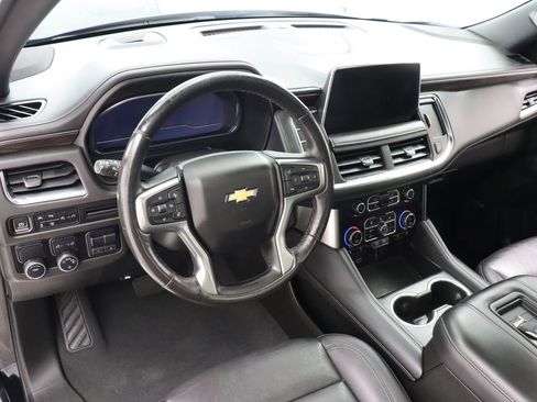 Used 2022 Chevrolet Tahoe LT w/ LT Signature Package RWD image 15
