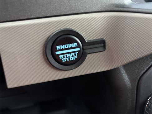 Used 2024 Ford Bronco Wildtrak image 35