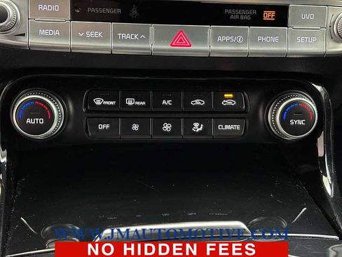 Used 2020 Kia Stinger GT-Line image 34