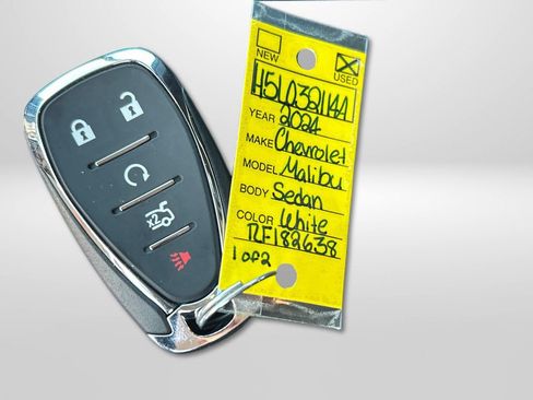 Used 2024 Chevrolet Malibu RS image 32