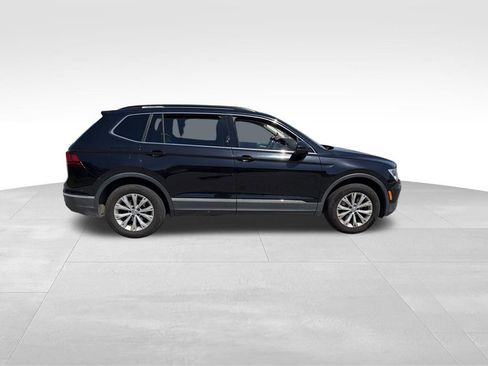 Used 2018 Volkswagen Tiguan SE FWD image 8