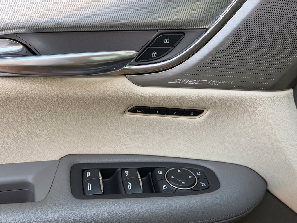 Used 2021 Cadillac XT5 Premium Luxury FWD image 13