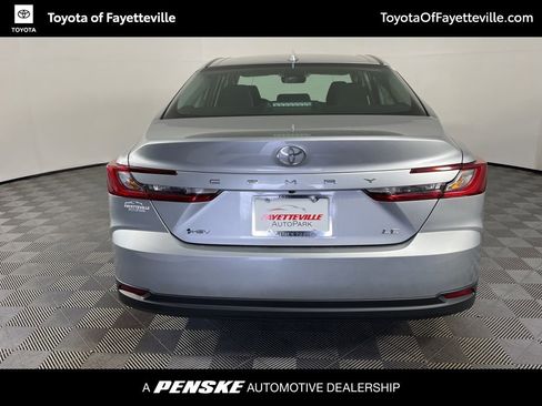 Used 2026 Toyota Camry LE w/ Convenience Package FWD image 10